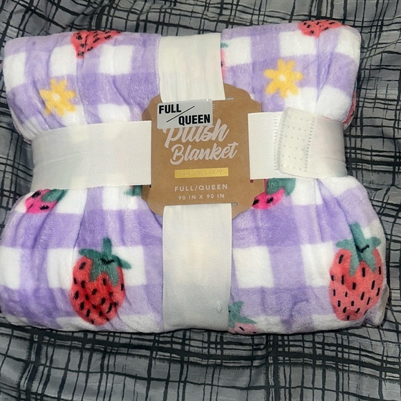 Blanket - Picture 1 of 1